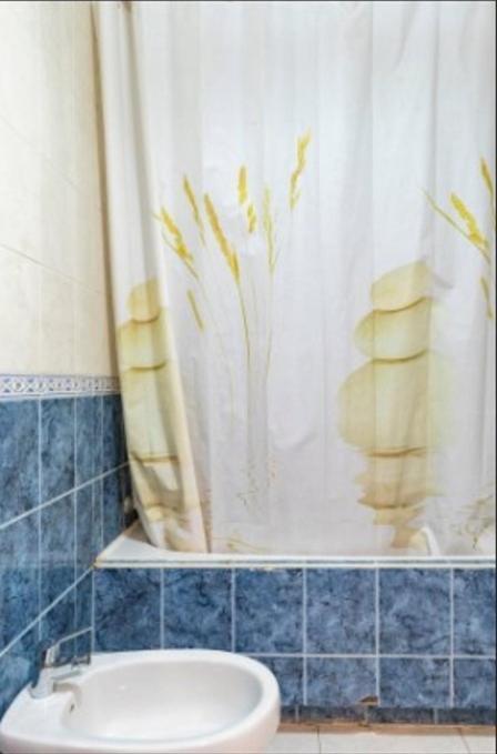 Acogedora Habitacion En Apartamento Compartido Amplio Y Centrico Granada Exterior foto
